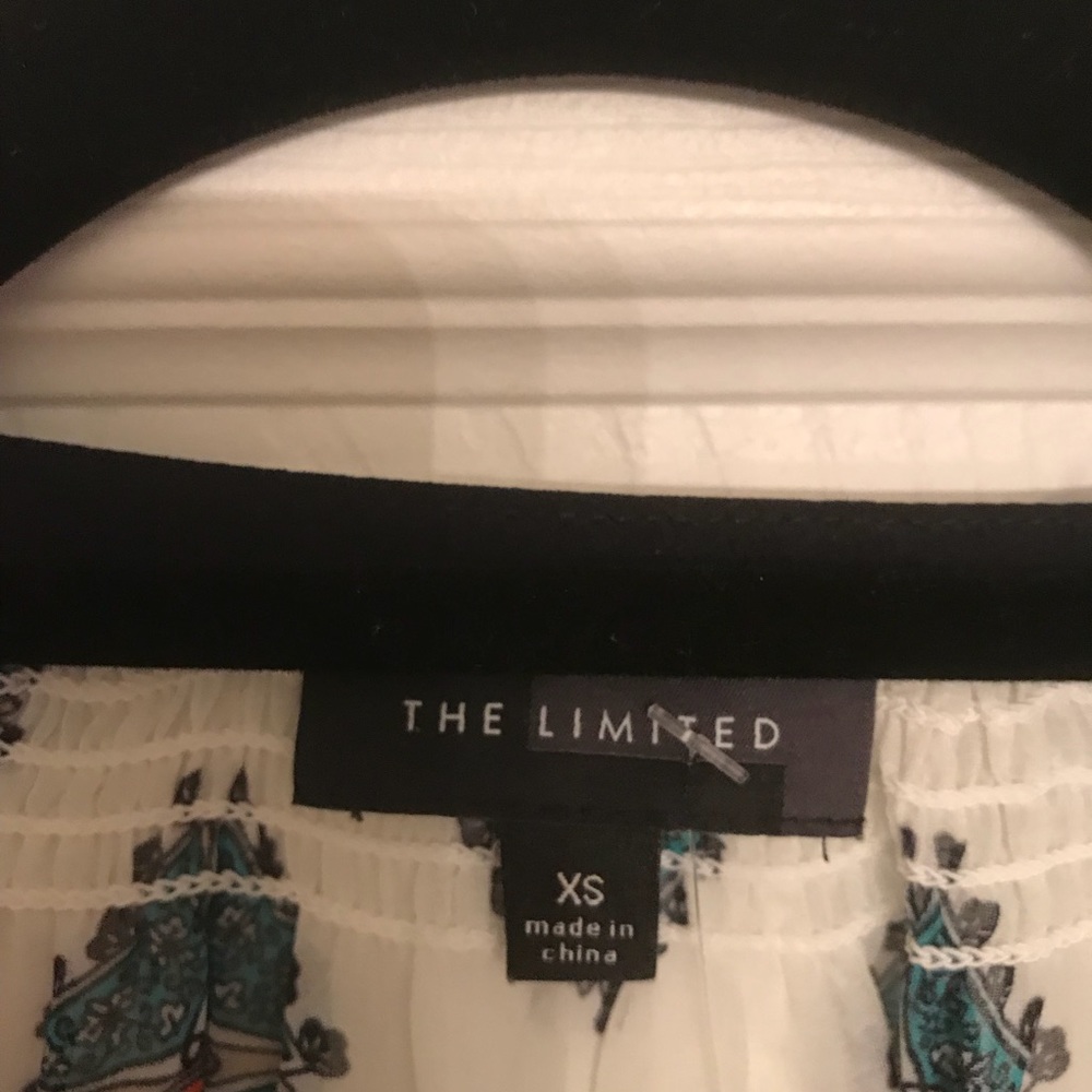 Limited blouse - Picture 2 of 3
